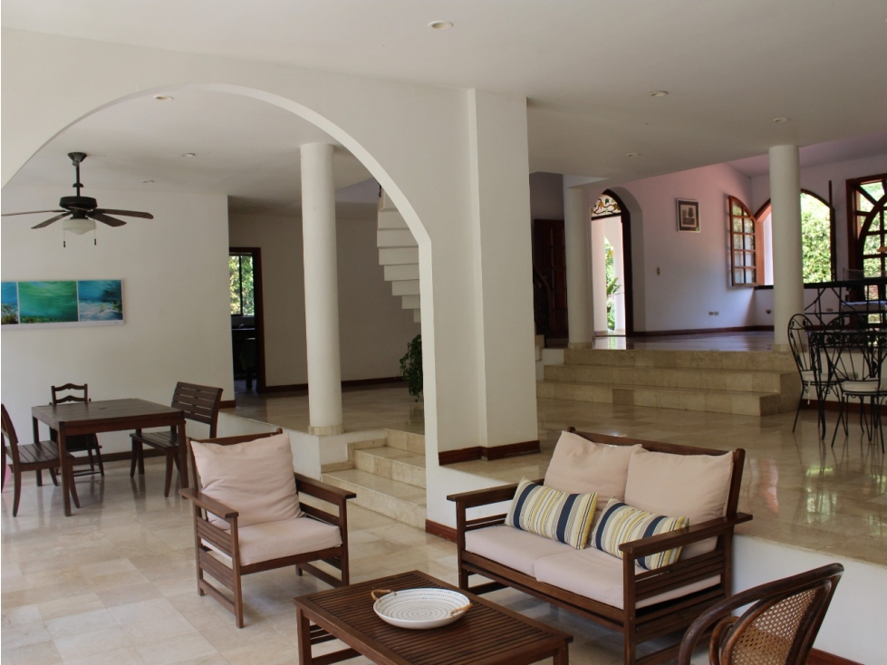 Hermosa Casa en venta en pance - 4