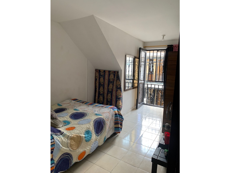 SE VENDE CASA BIFAMILIAR EN SANTA BARBARA CON RENTA DE 1300 MIL PASAJE — foto 6