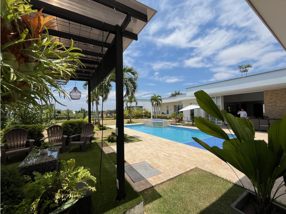 VENTA CASA LUXURY EN PANCE — foto 2