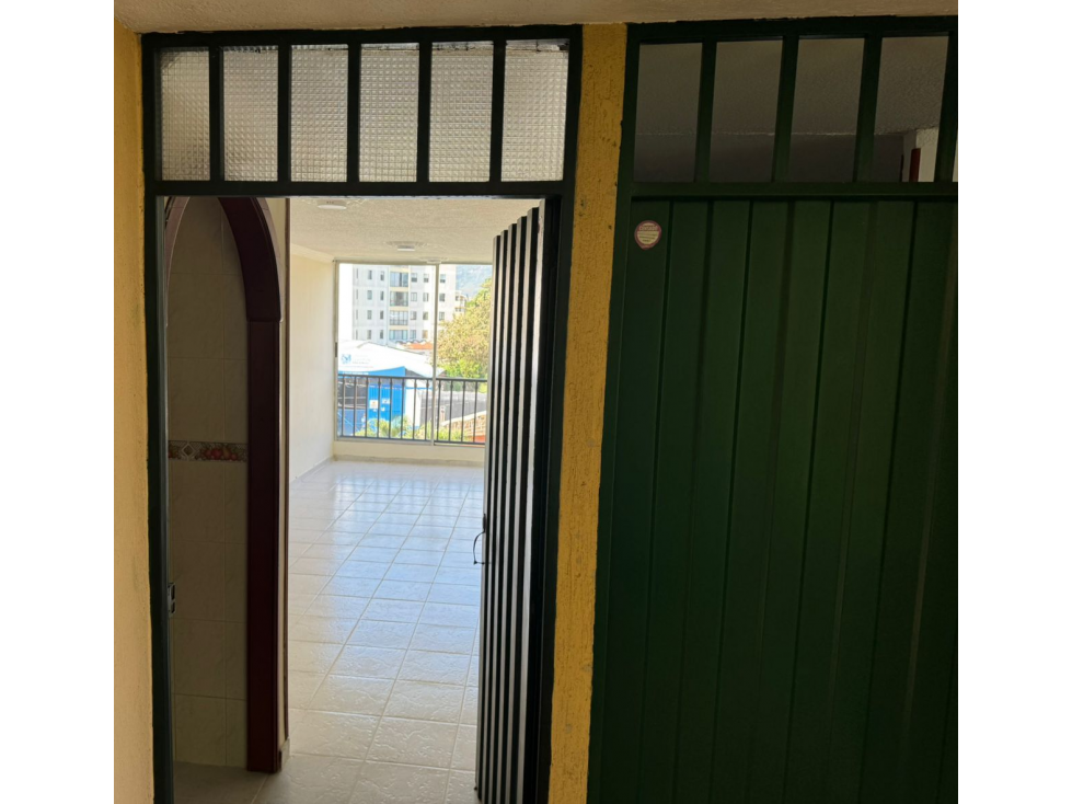 SE VENDE APARTAMENTO EN GRATAMIRA EN PISO 4 SIN ASCENSOR DE 65 M2 — foto 5