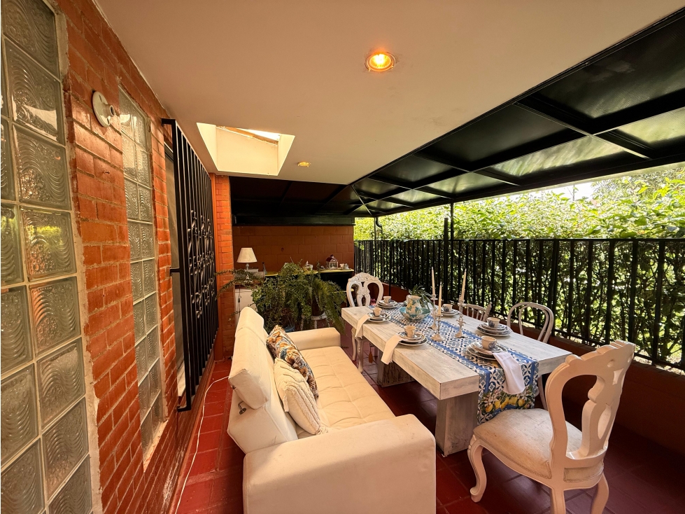 SE VENDE CASA EN EL CATILLO JAMUNDI DE DOS NIVELES DE 224 M2 CONSTRU — foto 3