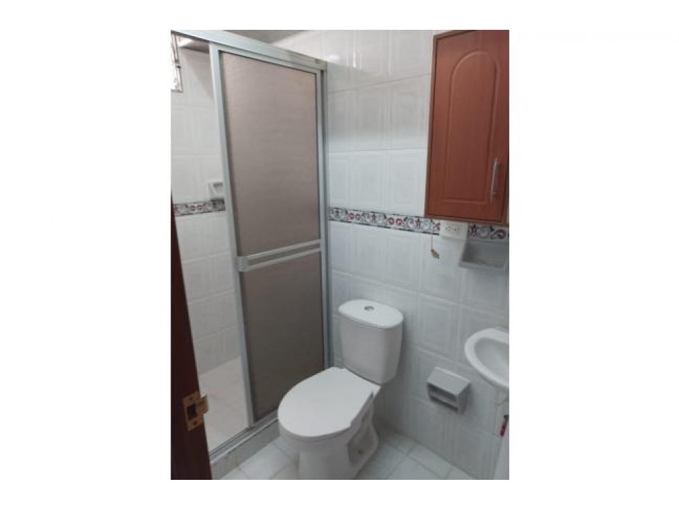 SE VENDE APARTAMENTO EN GRATAMIRA EN PISO 4 SIN ASCENSOR DE 62 M2 — foto 5