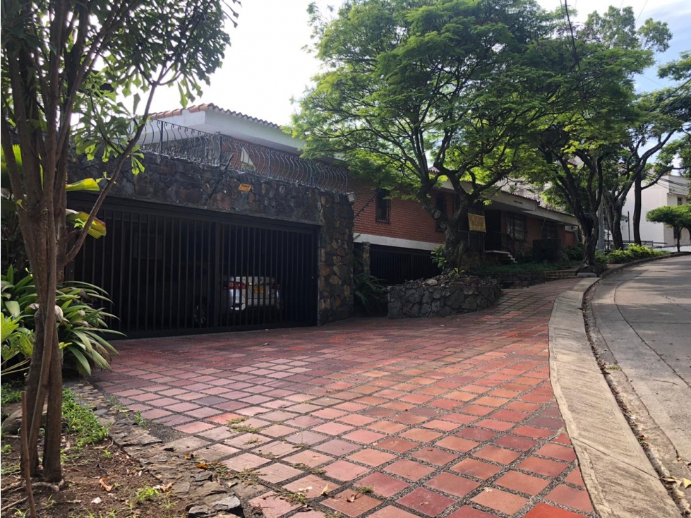 Se vende casa o lote en santa Monica recidencial