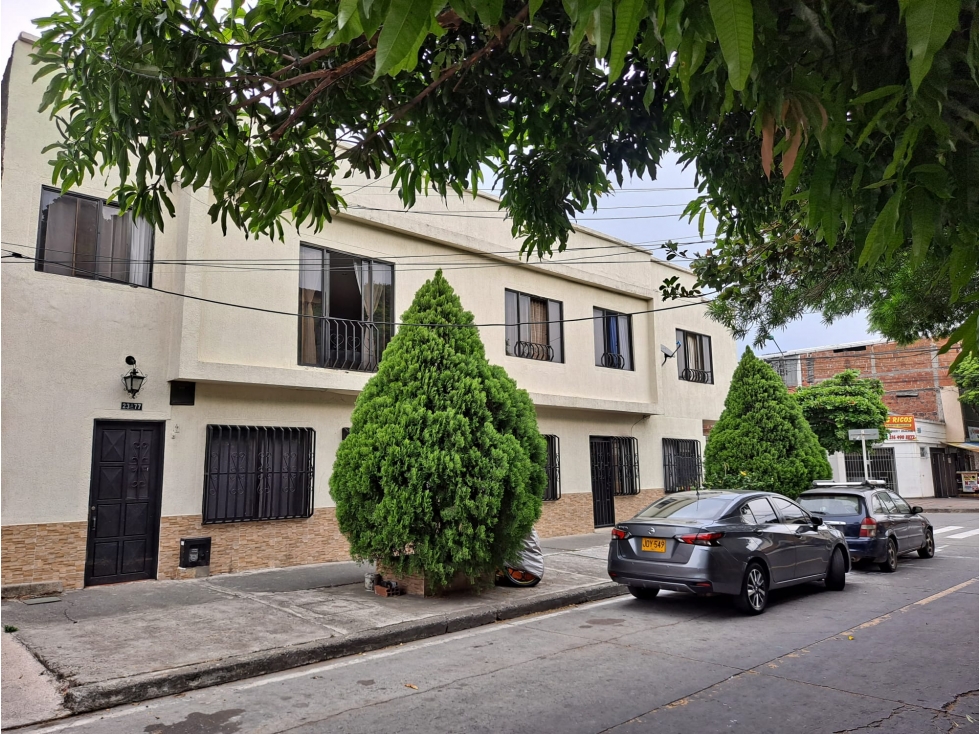 SE VENDE CASA ESQUINERA EN JUNIN DE DOS NIVELES REMODELADA — foto 6