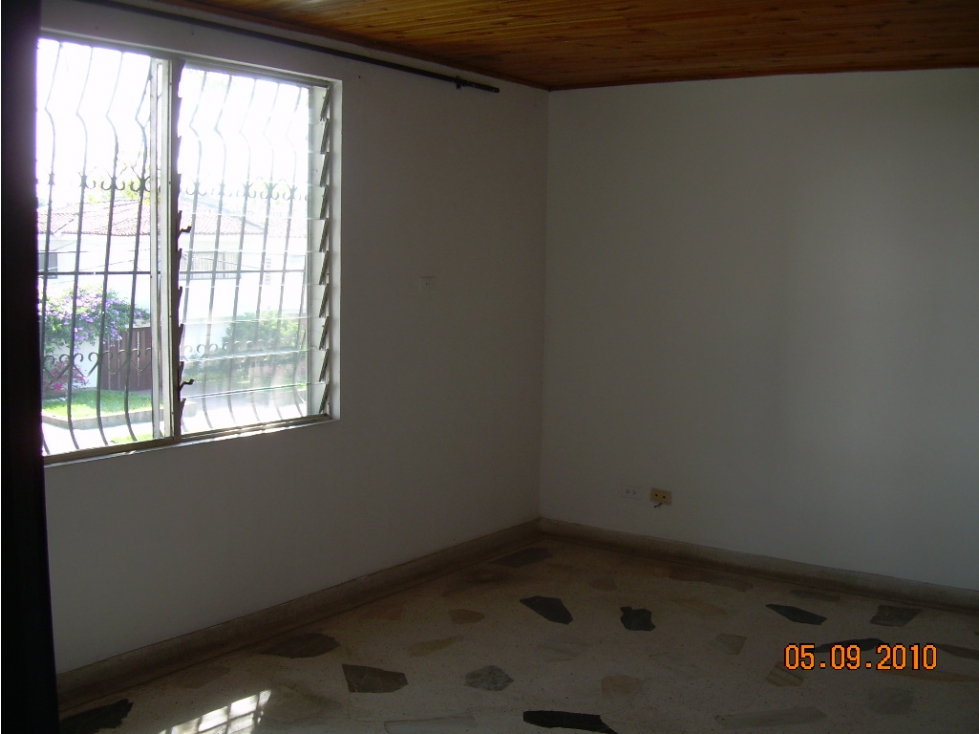 Se vende casa esquinera con apartamentos en la flora — foto 5