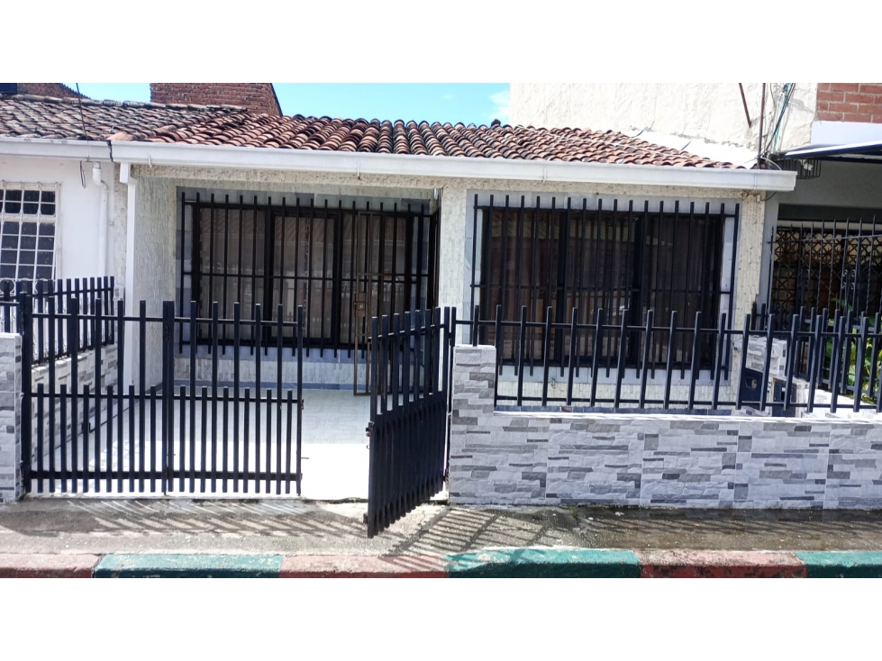 Casa de un piso Barrio la esmeralda Jamundí