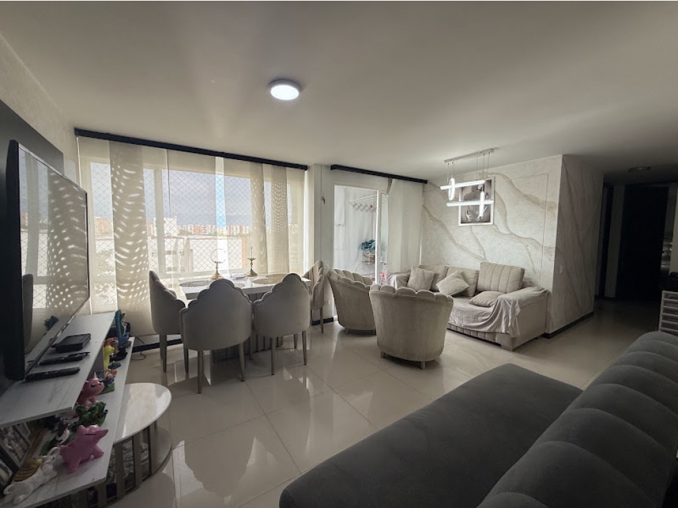 APARTAMENTO EN VALLE DEL LILI EN CONJUNTO — foto 2