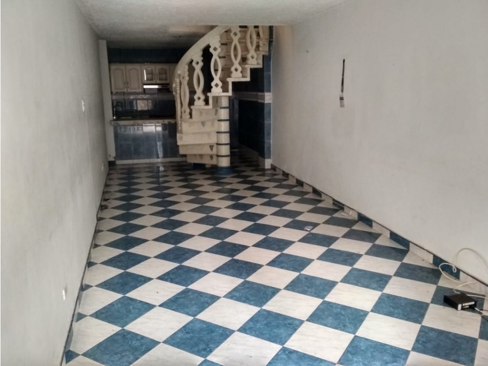 Se vende casa esquinera con apartamentos en la flora — foto 6