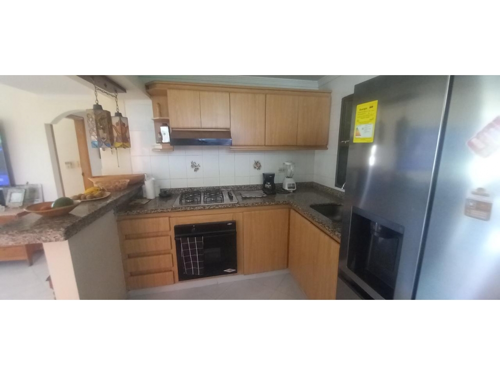 SE VENDE APARTAMENTO EN SANTA MARTA EN BELLO HORIZONTE DE 86 M2 PISO 3