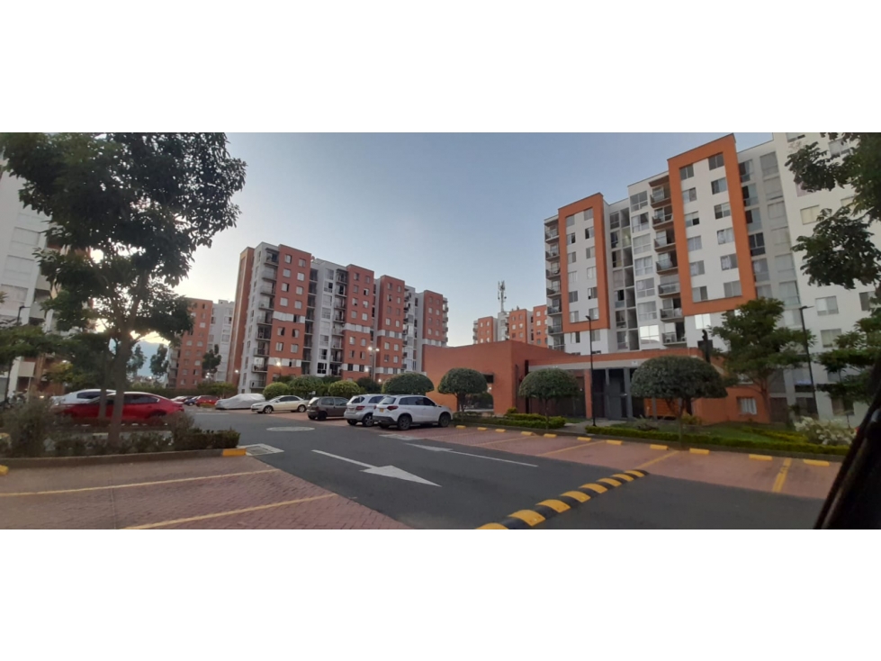 SE VENDE APARTAMENTO EN CIUDAD MELENDEZ DE 58 M2 EN PISO 8 — foto 4