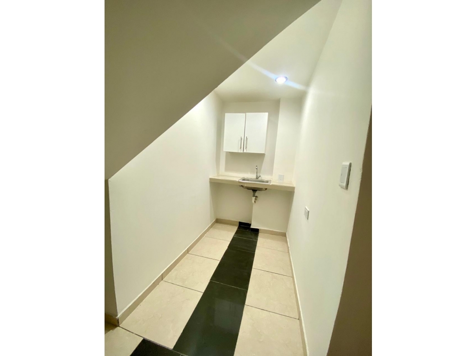 SE ALQUILA CASA EN EL LIDO PRIMER PISO USO MXTO CON PERMISOS DE 400M2 — foto 4