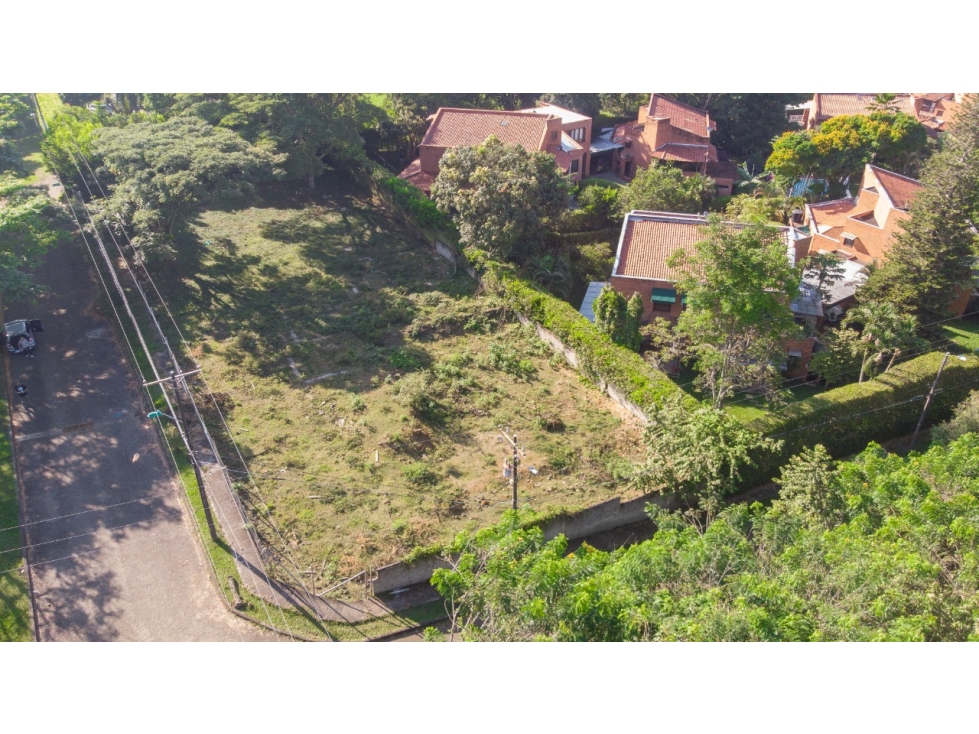 SE VENDE LOTE ESQUINERO EN PANCE — foto 2