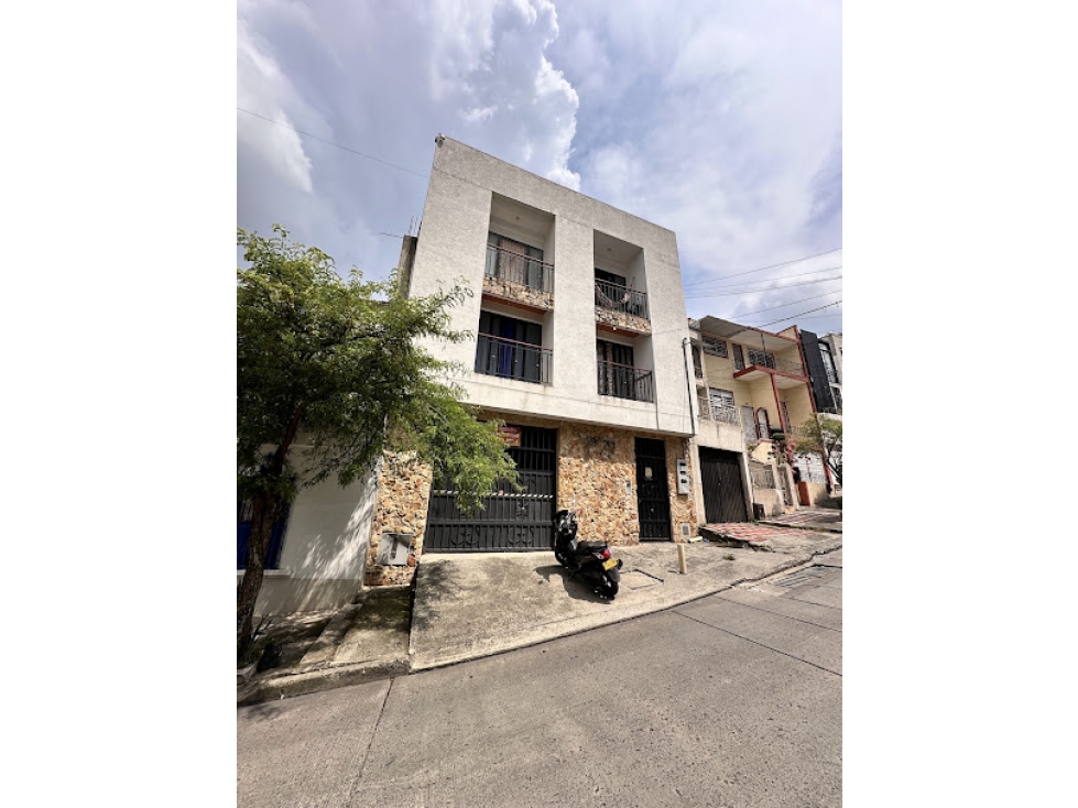 SE VENDE EDIFICIO EN MIRAFLORES - 2