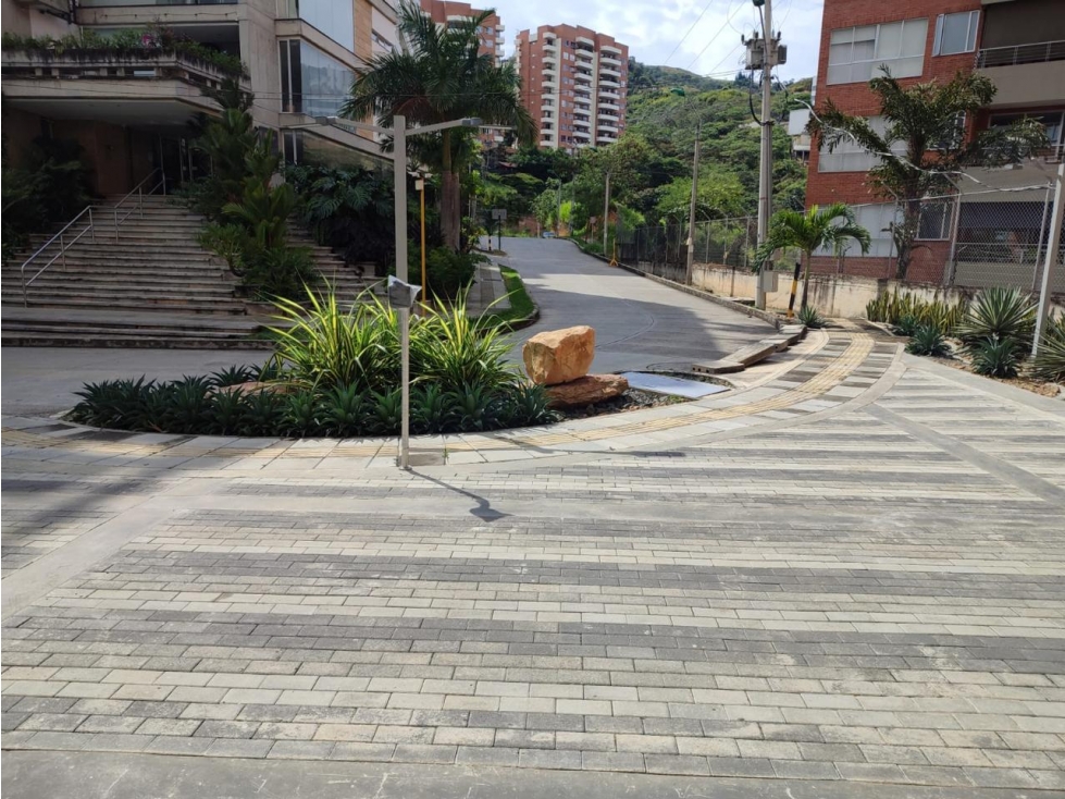 SE VENDE APARTAMENTO EN ALTO DE CRISTALES EN PISO 6 PARA INVERSION — foto 5