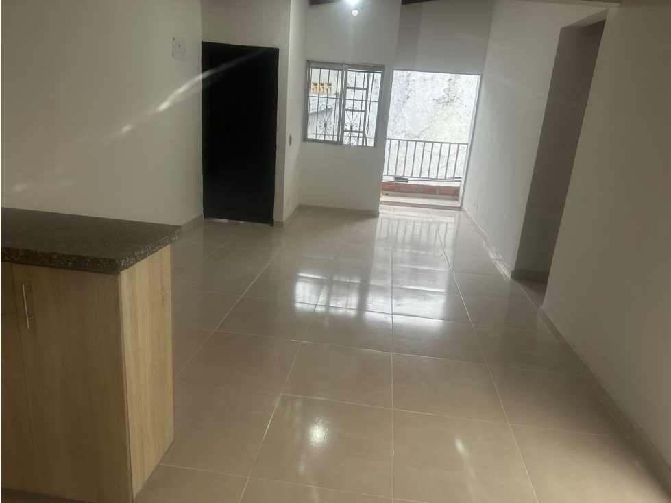 SE VENDE CASA EN BELLO ANTIOQUIAEN PROPIEDAD HORIZONTAL EN PISO 3 — foto 2