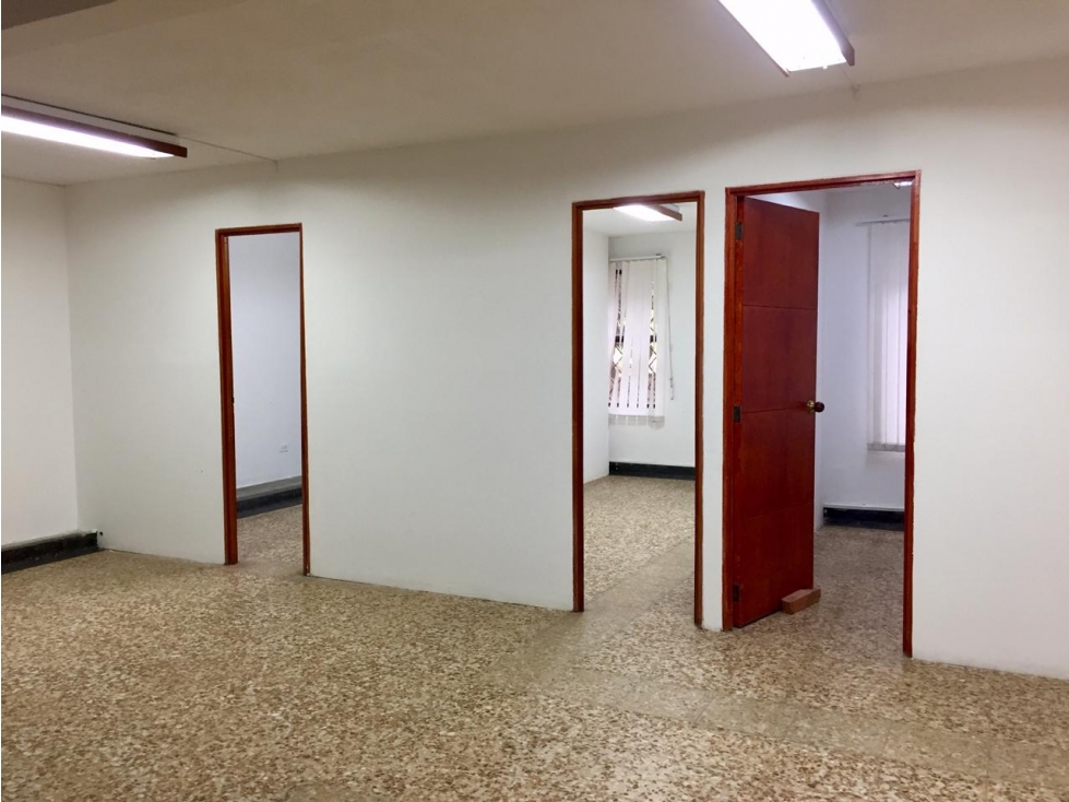 Excelente Local sobre la Pasoancho — foto 4