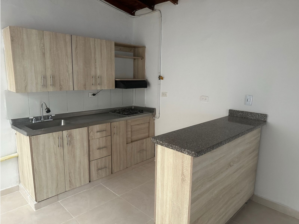 SE VENDE CASA EN BELLO ANTIOQUIAEN PROPIEDAD HORIZONTAL EN PISO 3