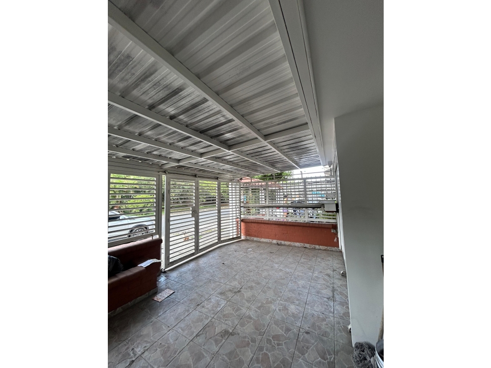 SE VENDE CASA EN EL BARRIO EL CANEY — foto 2
