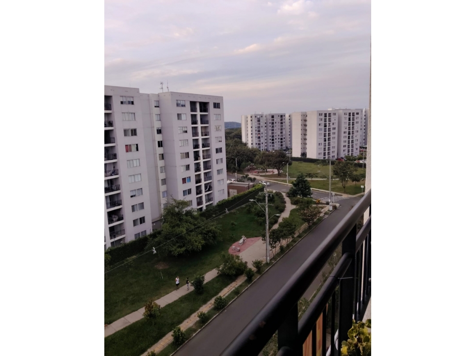 SE VENDE APARTAMENTO EN CACHIPAY DE 60 M2 EN PISO 8 CON BALCON