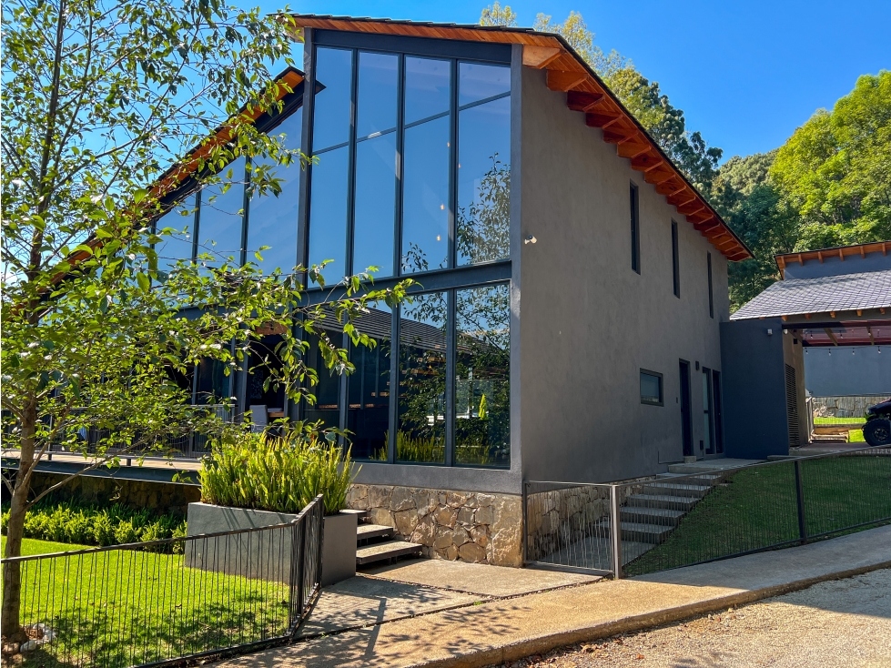 HERMOSA CASA EN VENTA|CONDOMINIO NÜAH ACATITLAN|VALLE DE BRAVO