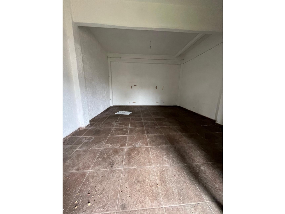 Local Comercial en zona turistica — foto 2