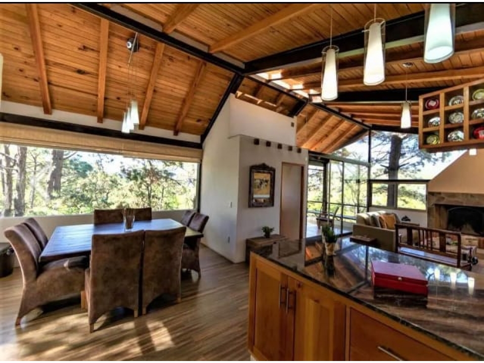 CASA EN RENTA EN CONDOMINIO/ LOTO AZUL/VALLE DE BRAVO