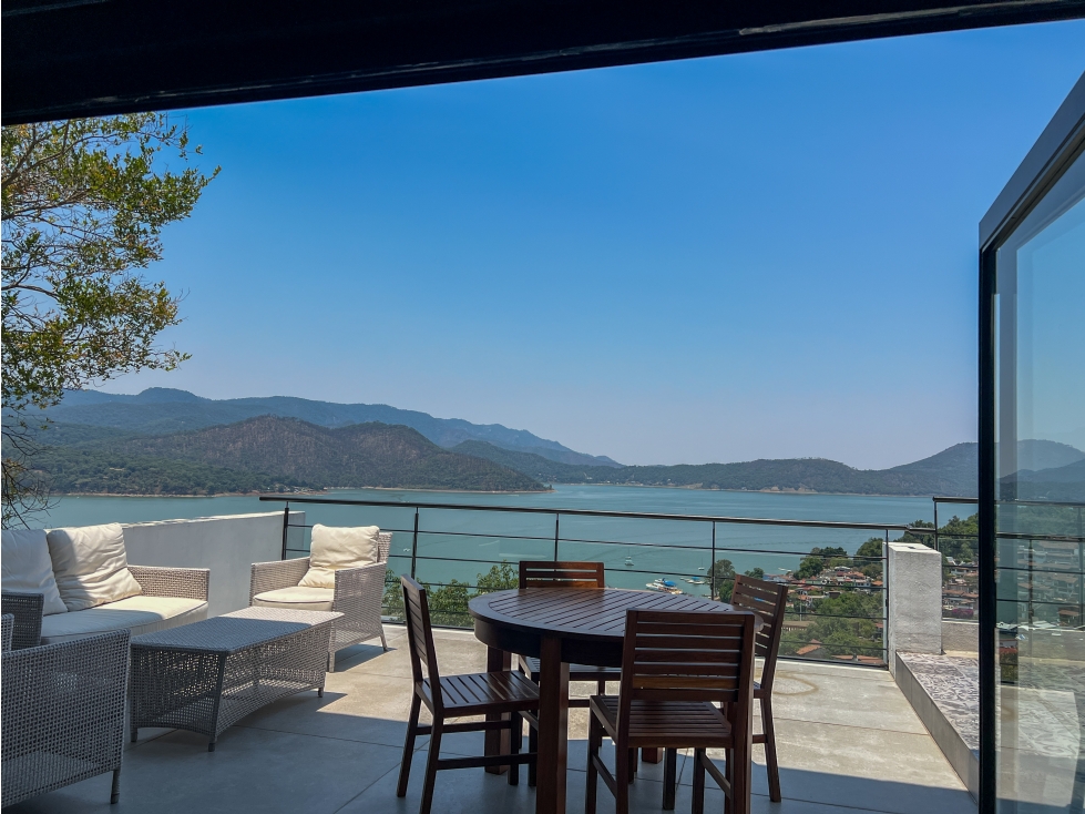 CASA EN VENTA|CONDOMINIO CON VISTA FRANCA AL LAGO|VALLE DE BRAVO — foto 2