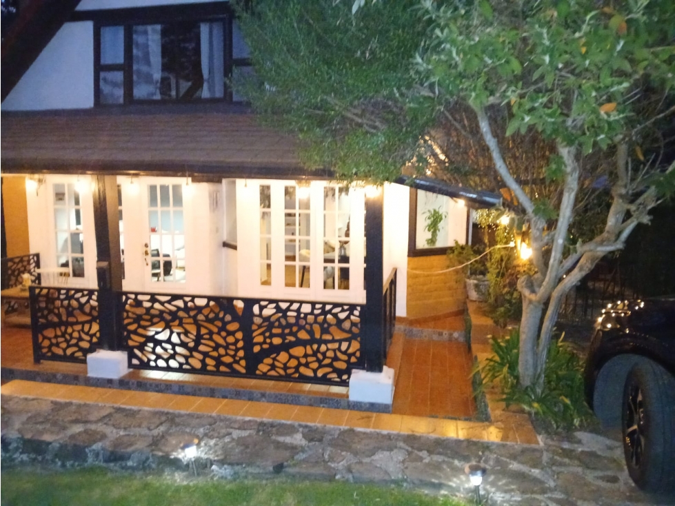 CABAÑA EN VENTA EN CONDOMINIO/AVANDARO/VALLE DE BRAVO - 2