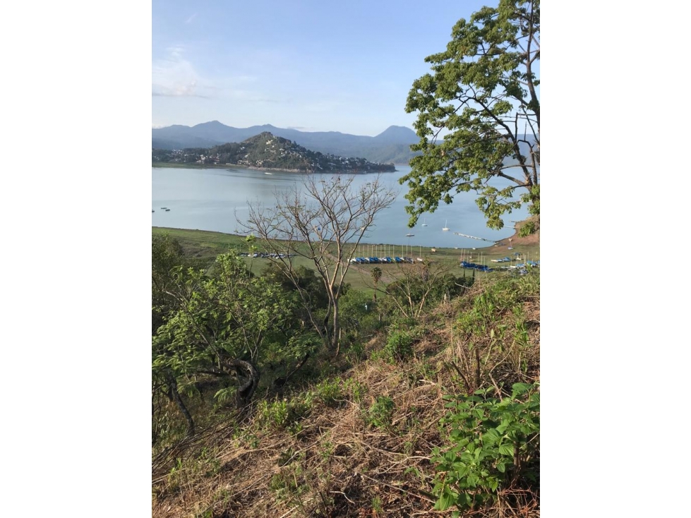 TERRENO EN VENTA, EXCELENTE VISTA PANORAMICA AL LAGO — foto 2