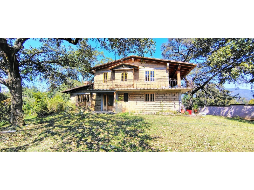 CASA EN RENTA STA. MA. PIPIOLTEPEC / VALLE DE BRAVO