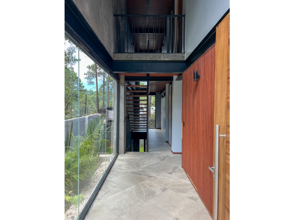 CASA EN VENTA A ESTRENAR|VISTA AL BOSQUE EN AVANDARO|VALLE DE BRAVO — foto 2