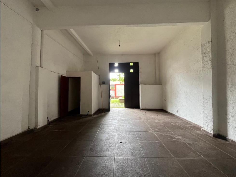 Local Comercial en zona turistica — foto 4