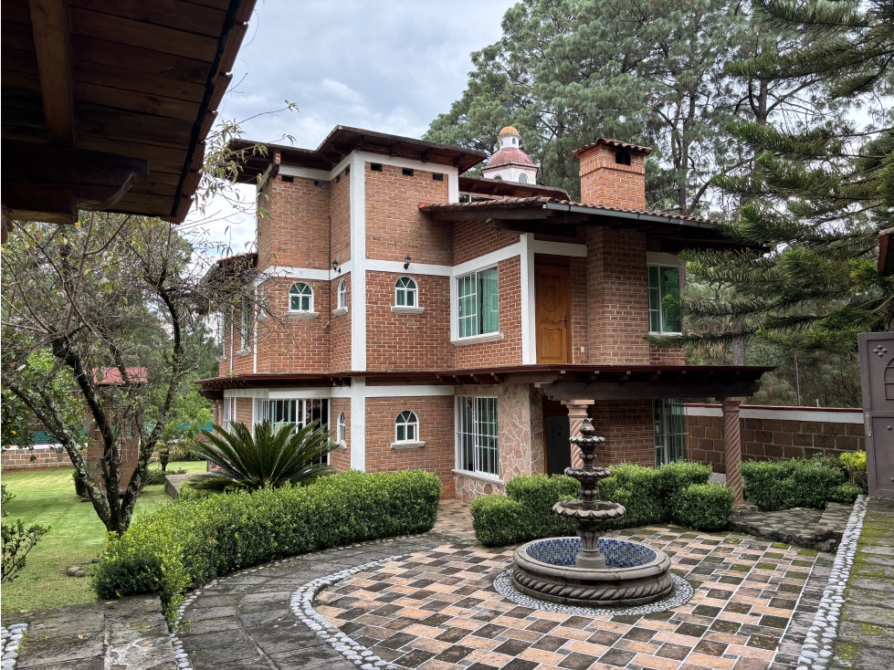 CASA EN VENTA,/ LA MONTAÑA,/ AVANDARO,/ VALLE DE BRAVO