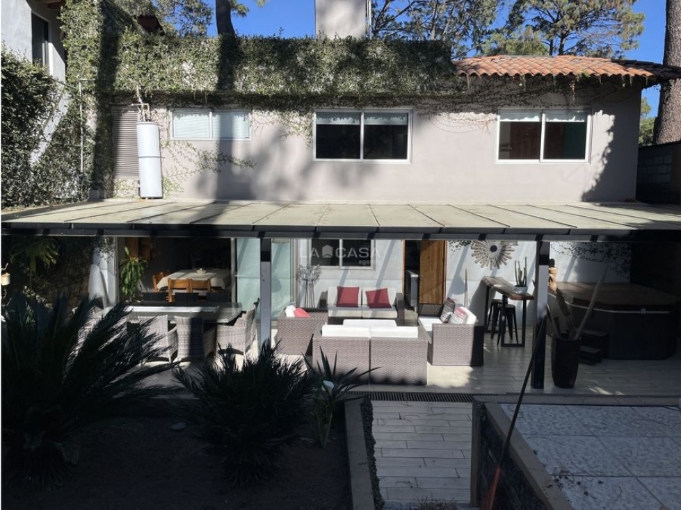 CASA EN VENTA|REMODELADA EN AVANDARO