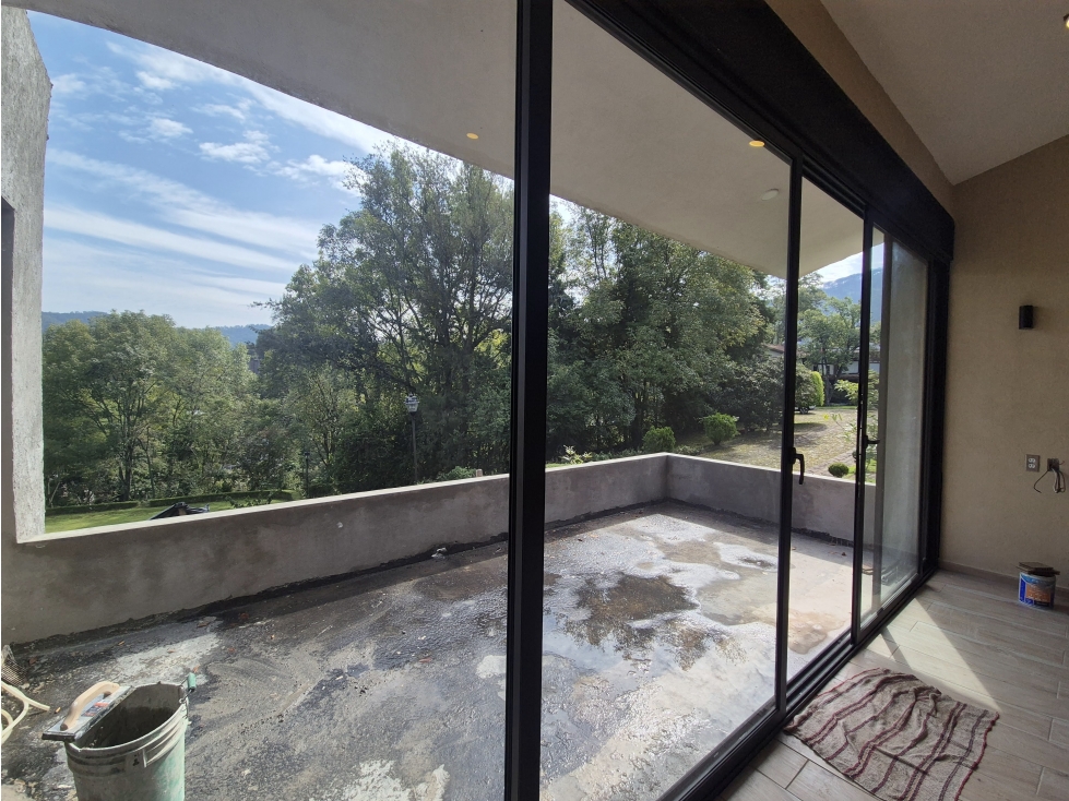 CASA EN OBRA EN EXCELENTE CONDOMINIO || MUY CÉNTRICO - 2