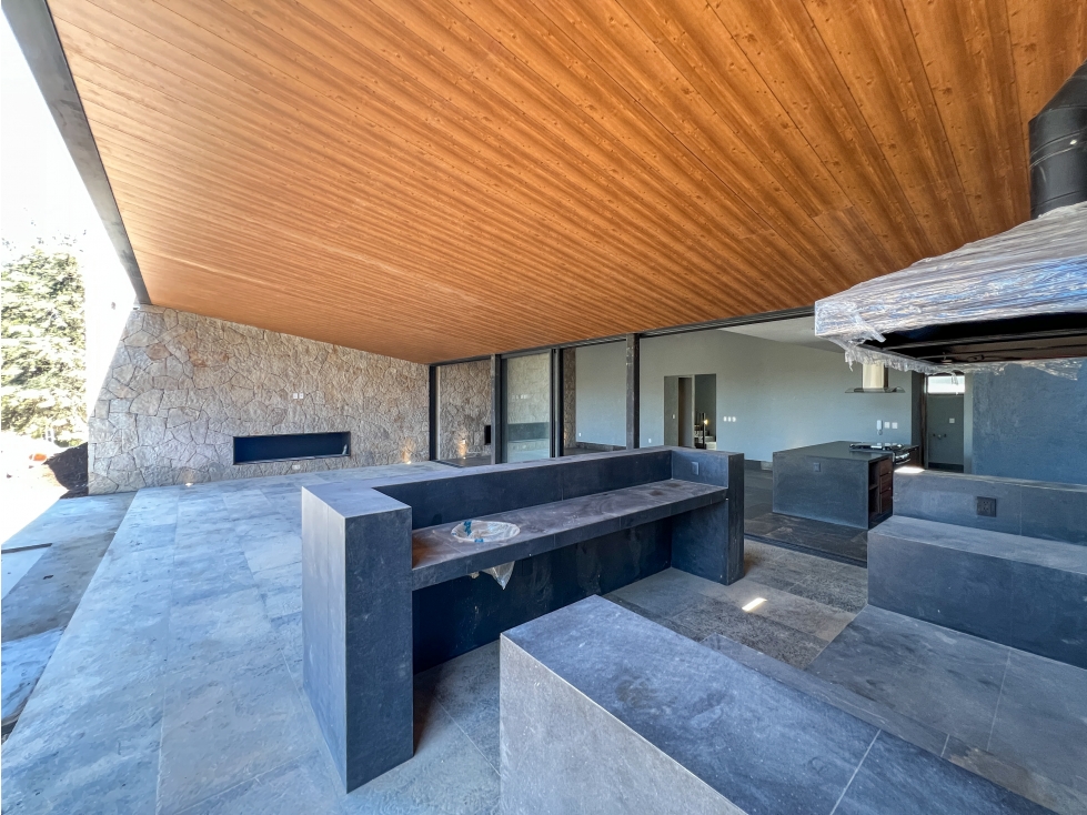 ULTIMA CASA PREVENTA|VISTA I BOSQUE AVANDARO|VALLE DE BRAVO — foto 6
