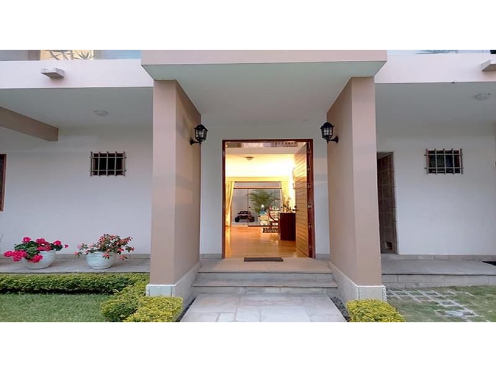 Casa de Playa 3 Pisos en Venta - Lambayeque - Pimentel - 3