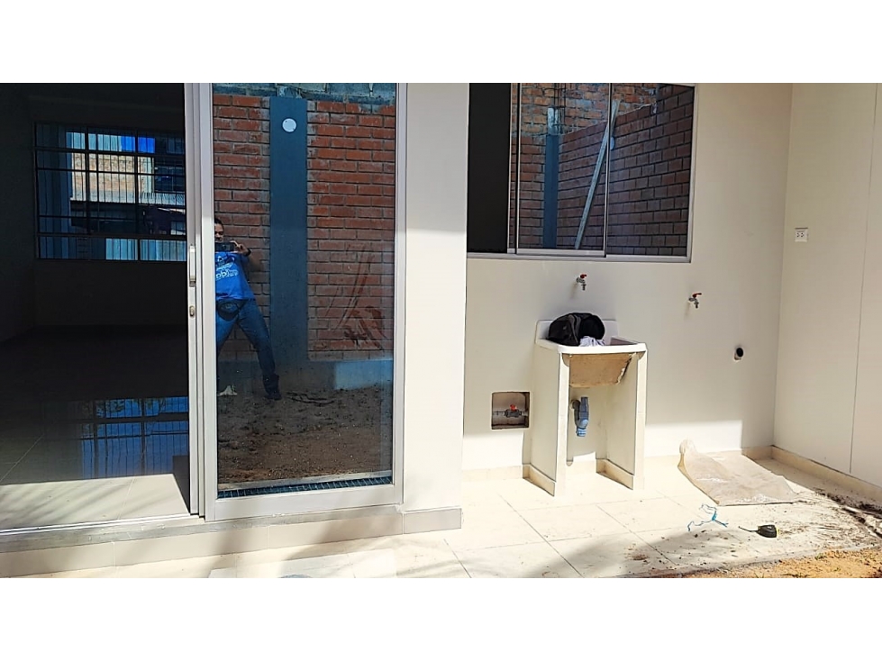 Casa con cochera en Venta - Morales - a Estrenar - 6