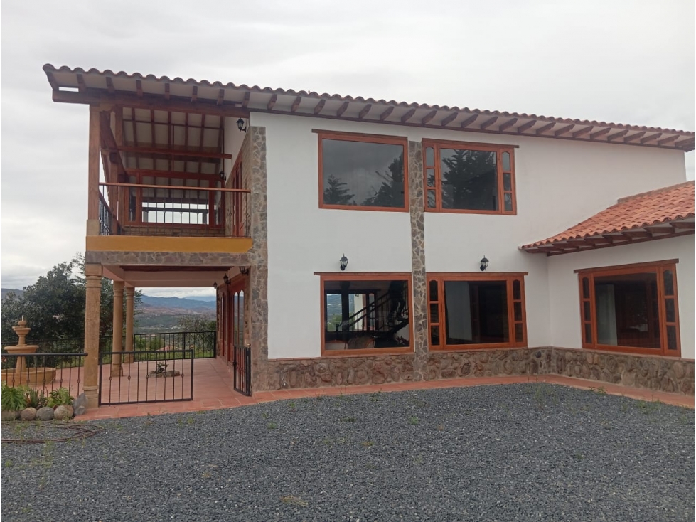 ARRIENDO CASA CAMPESTRE NUEVA - SIN MUEBLES - ROBLE - VILLA DE LEYVA - 1