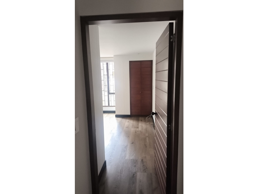 ARRIENDO APARTAMENTO PRIMER PISO ANTIGUO COUNTRY — foto 3