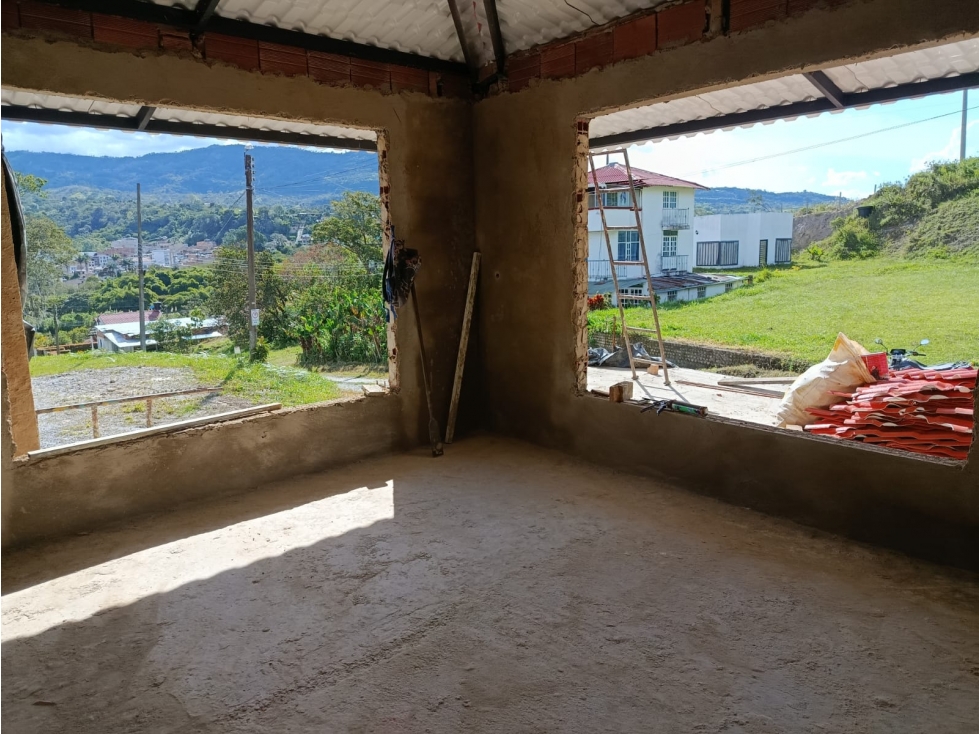 VENDO CABAÑA CONDOMINIO EN OBRA NEGRA - MONIQUIRA - 2