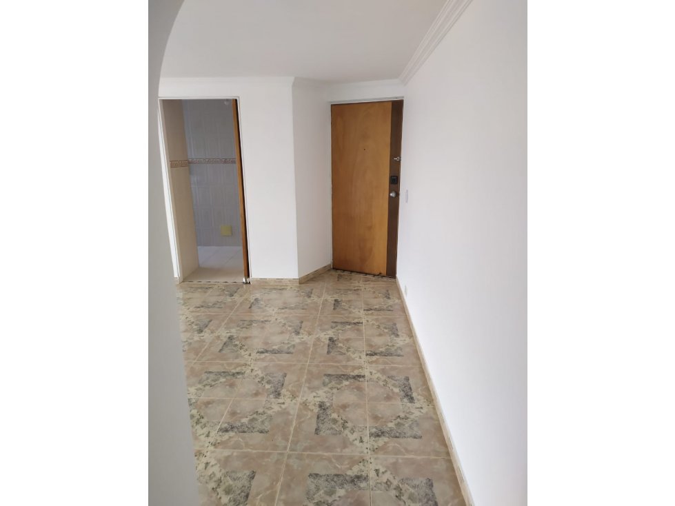 VENDO - APARTAMENTO MAZUREN QUINTO PISO SIN ASCENSOR — foto 2