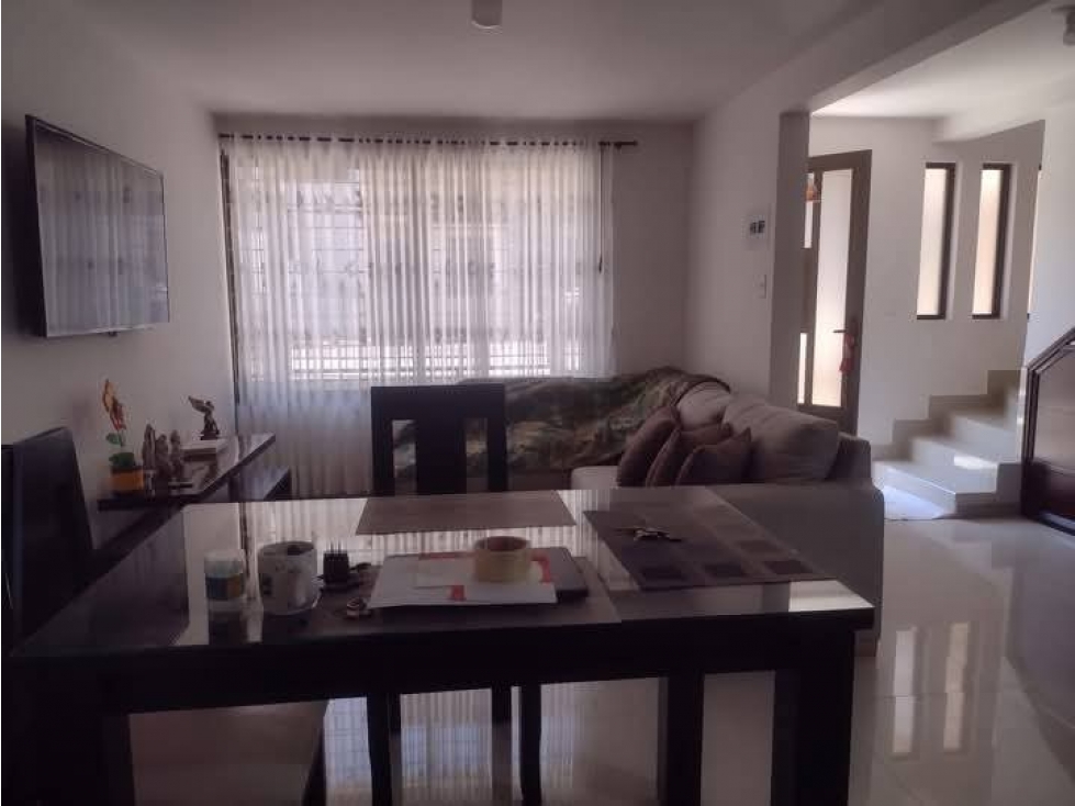 VENDO HERMOSA CASA UNIFAMILIAR URBANA - MONIQUIRA - 3