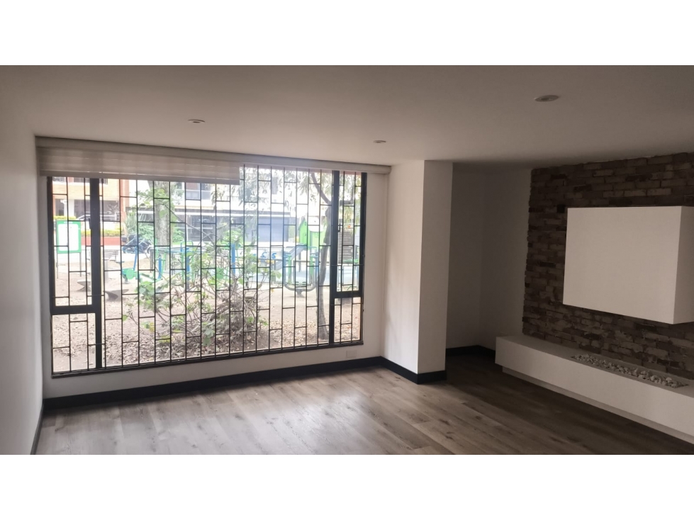 ARRIENDO APARTAMENTO PRIMER PISO ANTIGUO COUNTRY