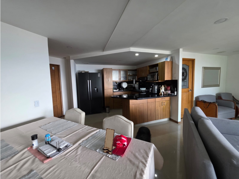 Apartamento en venta en Sabaneta, en Las Lomitas