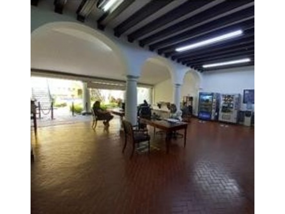 Casa comercial 1581m2 Patrimonio cultural Medellín Parque Bolivar — foto 5