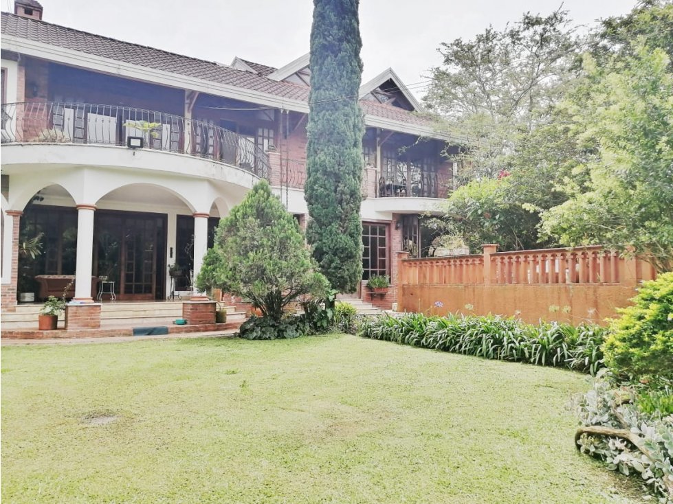 Casa unifamiliar 1.837 m2 Envigado Loma del Atravesado — foto 2