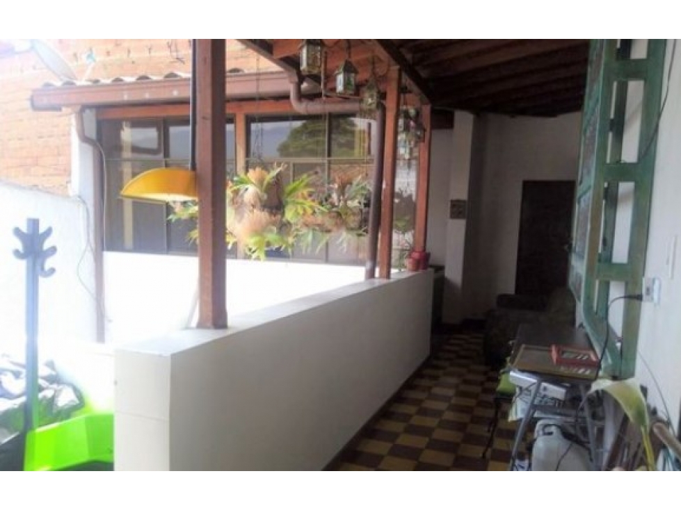Casa lote en Venta La Floresta Medellin Antioquia. — foto 4