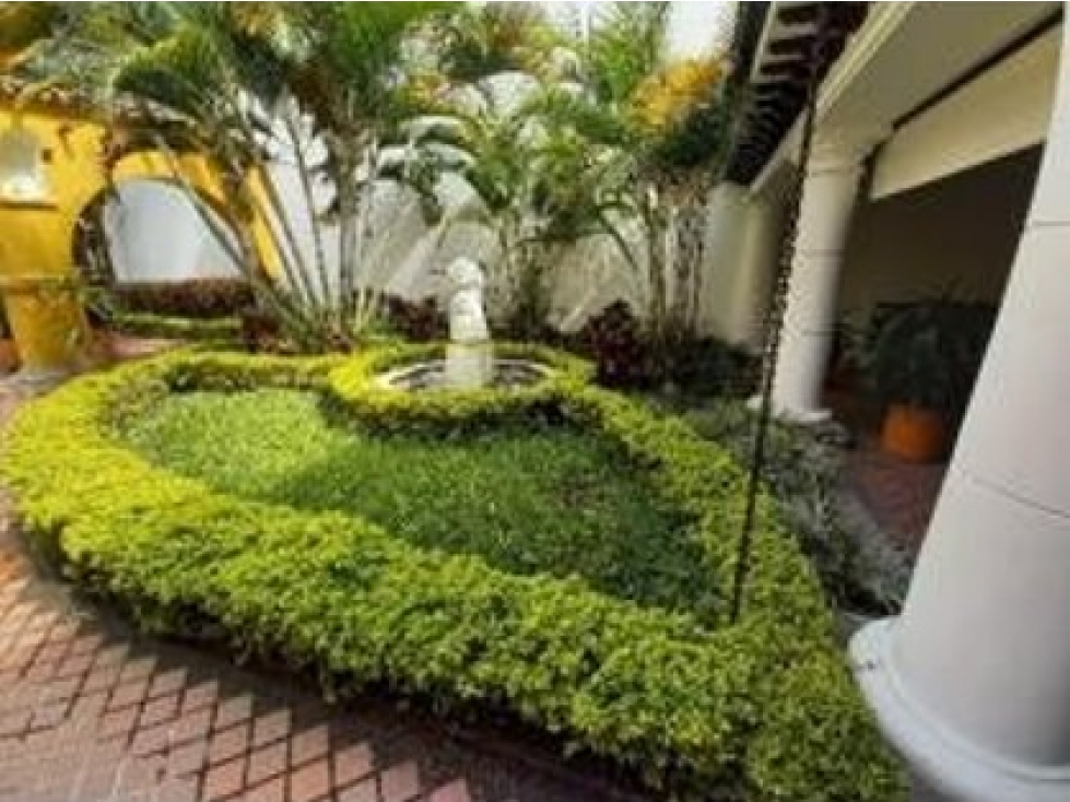 Casa comercial 1581m2 Patrimonio cultural Medellín Parque Bolivar — foto 3