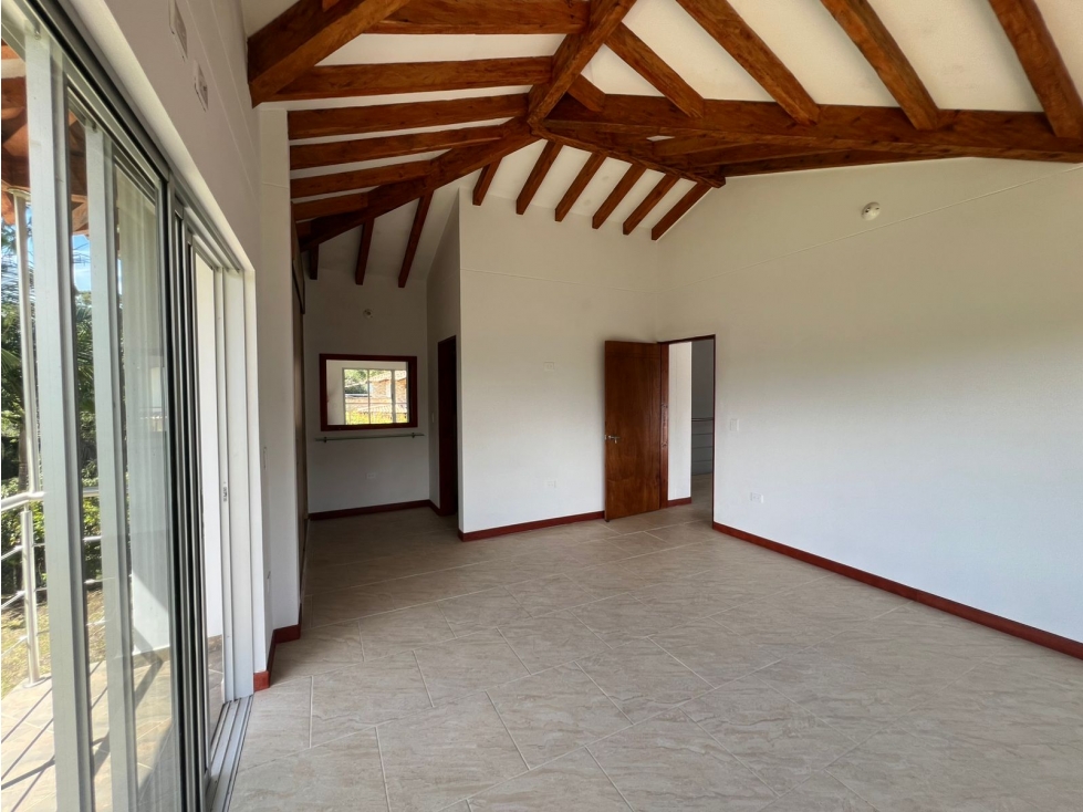 Casa campestre en venta en El Carmen del Viboral vereda Aguas Claras — foto 5